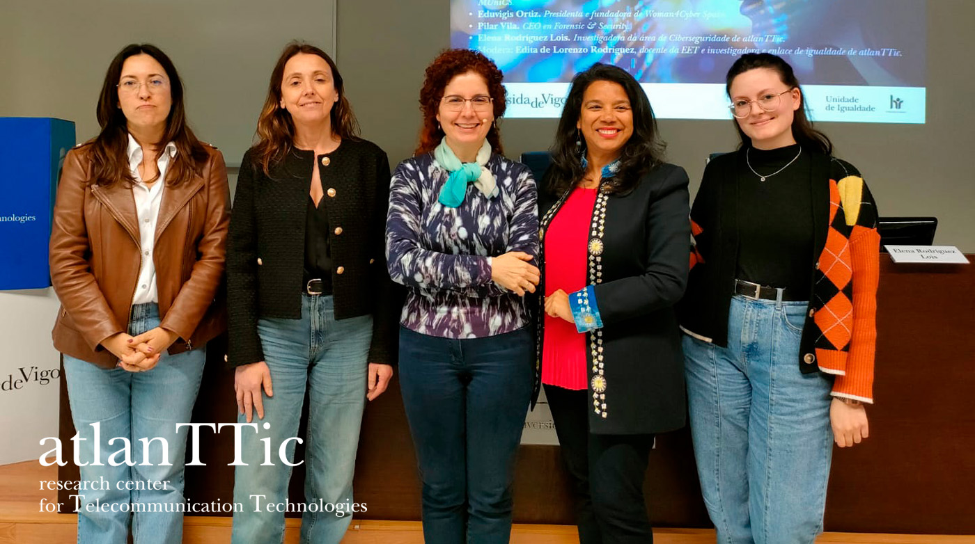 Participantes na terceira sesión de "Conectando en igualdade"