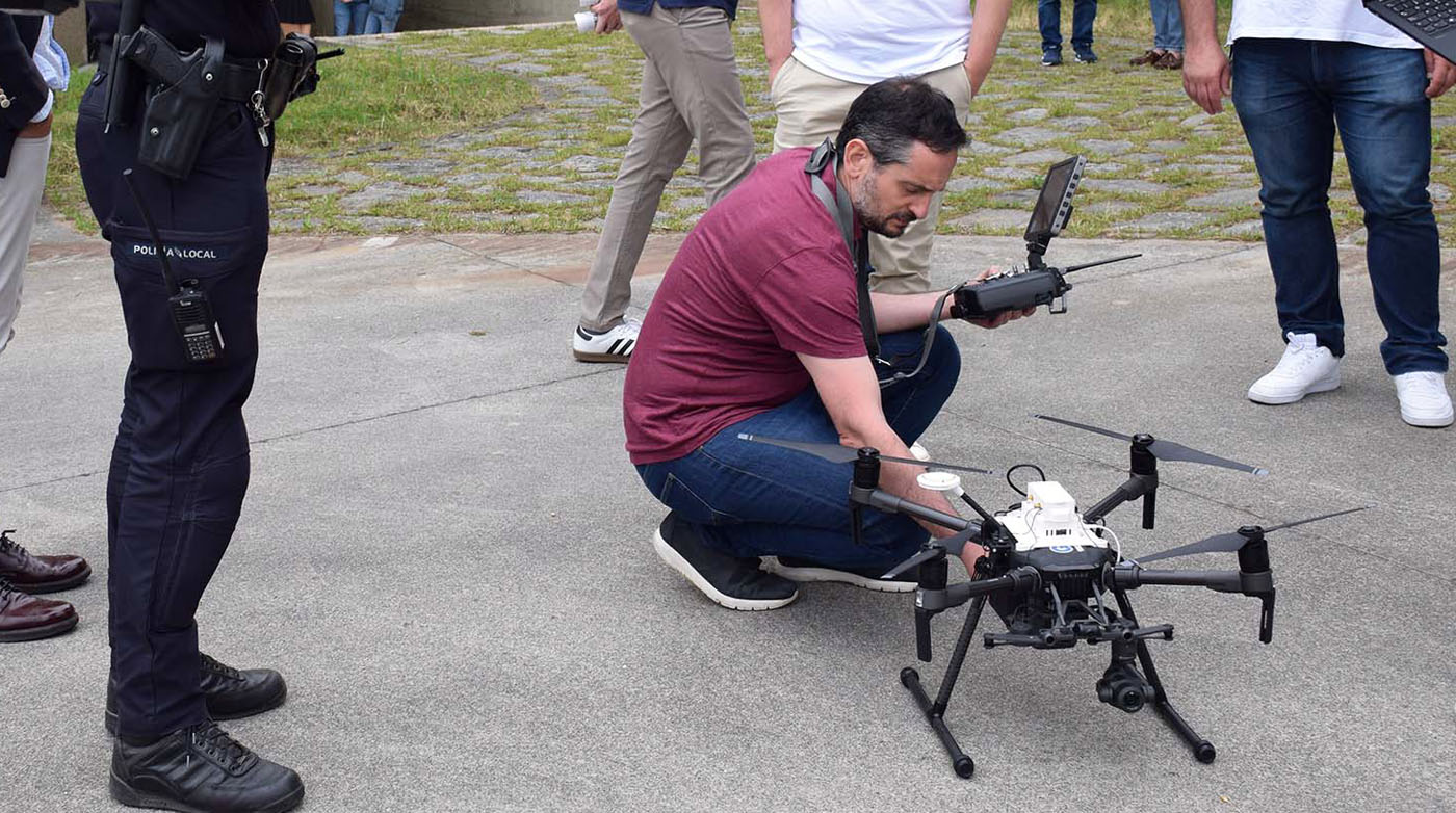 Dron para responder a emergencias